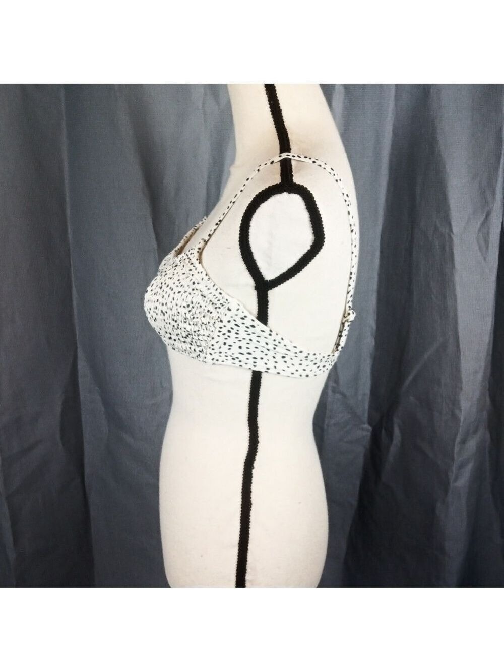 Xhilaration Bikini Top. Black and White Spotted, Size M - Picture 2 of 5